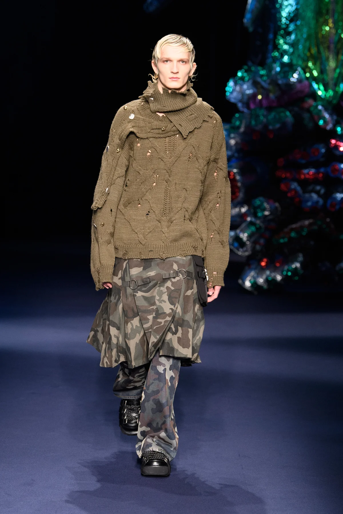F/W 24 7