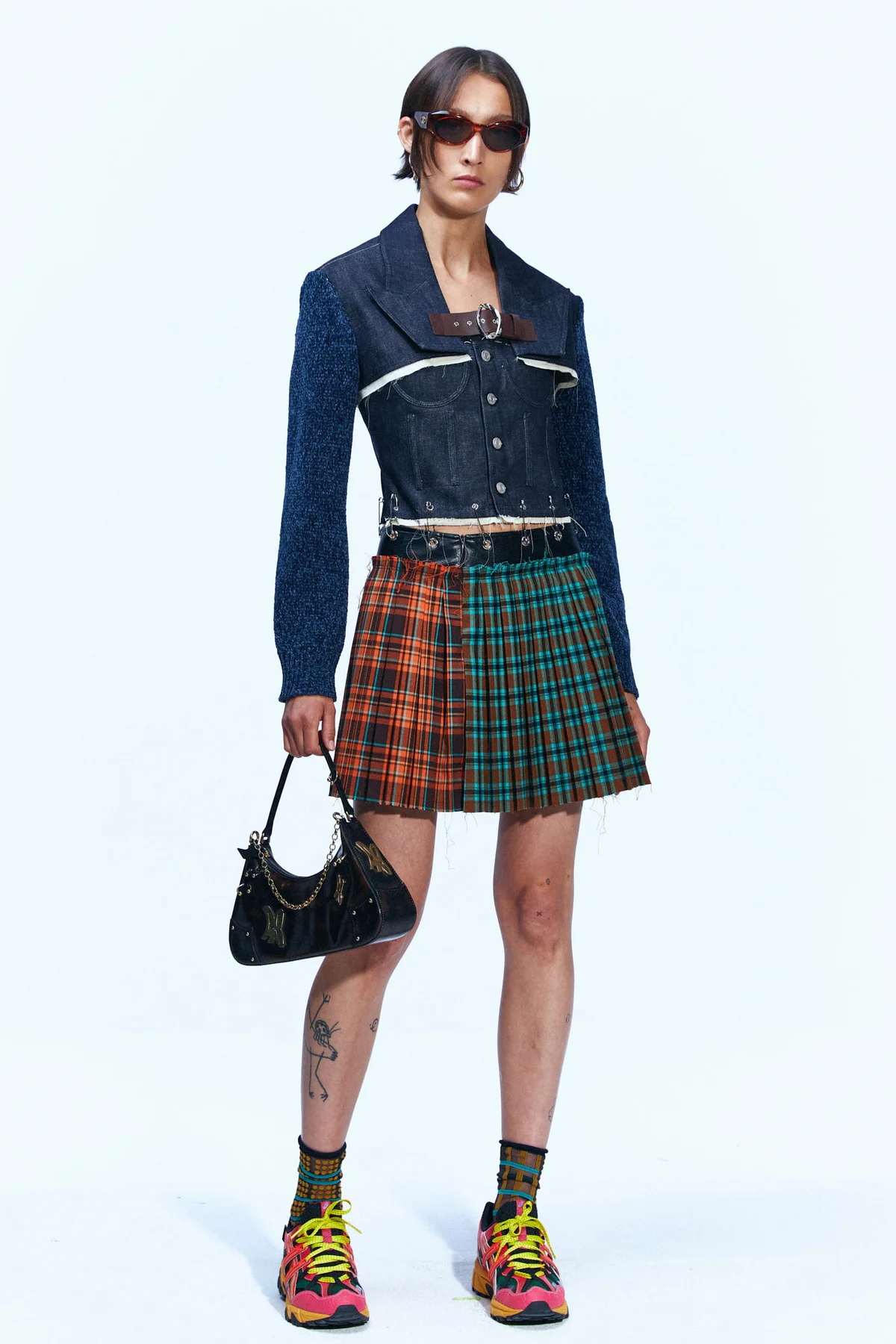 RESORT 23 12