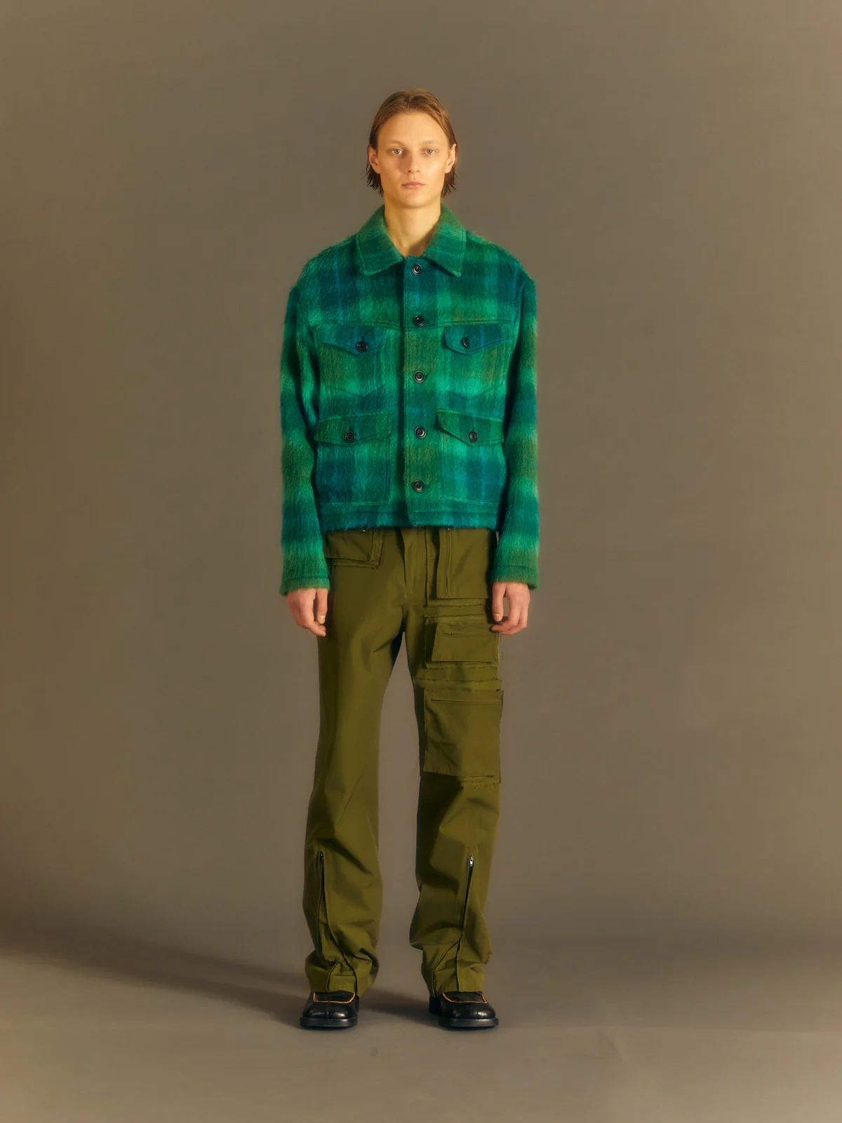 F/W MEN 23 47