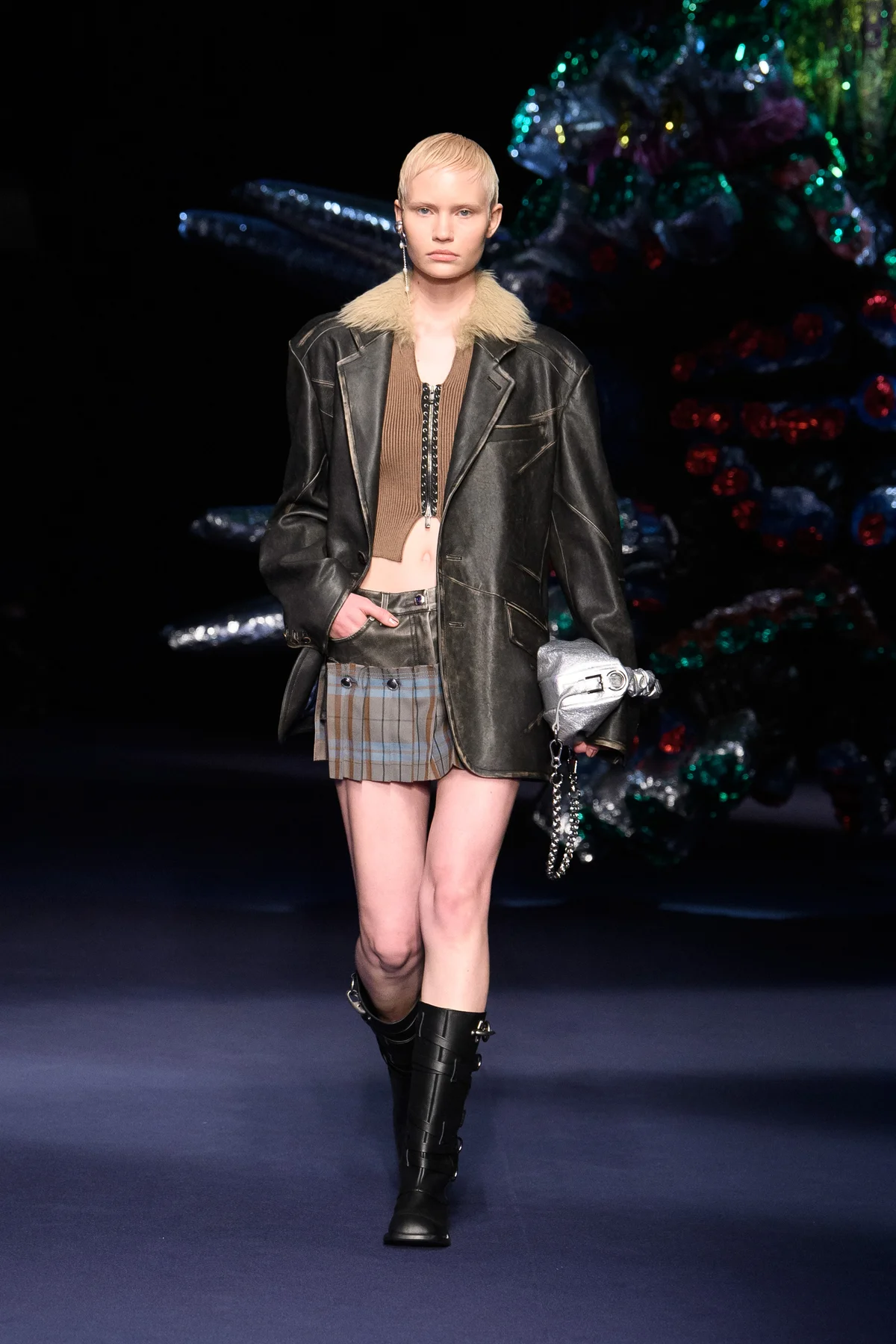 F/W 24 21
