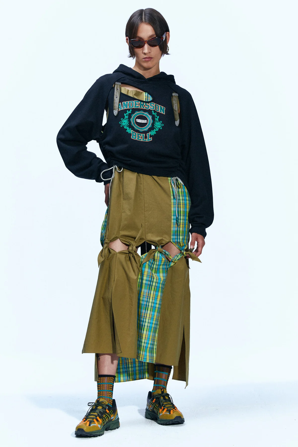 RESORT 23 23
