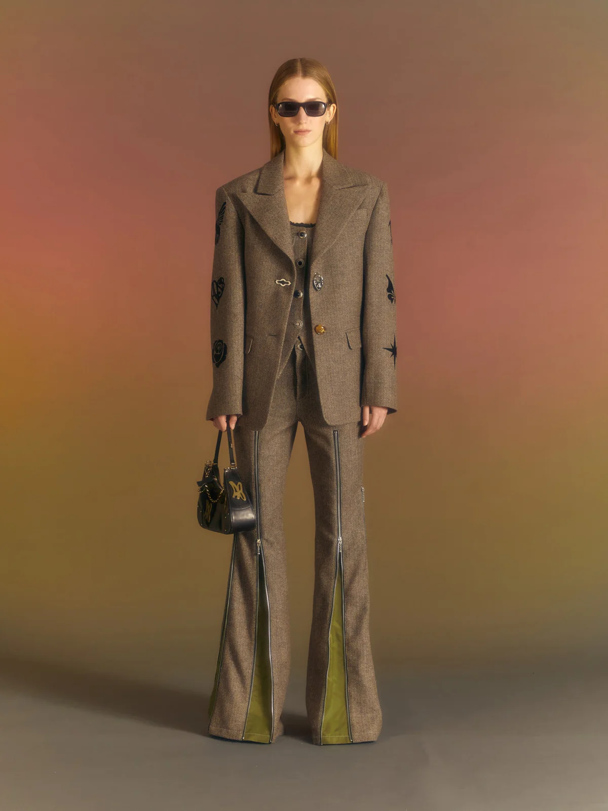 F/W WOMEN 23 23