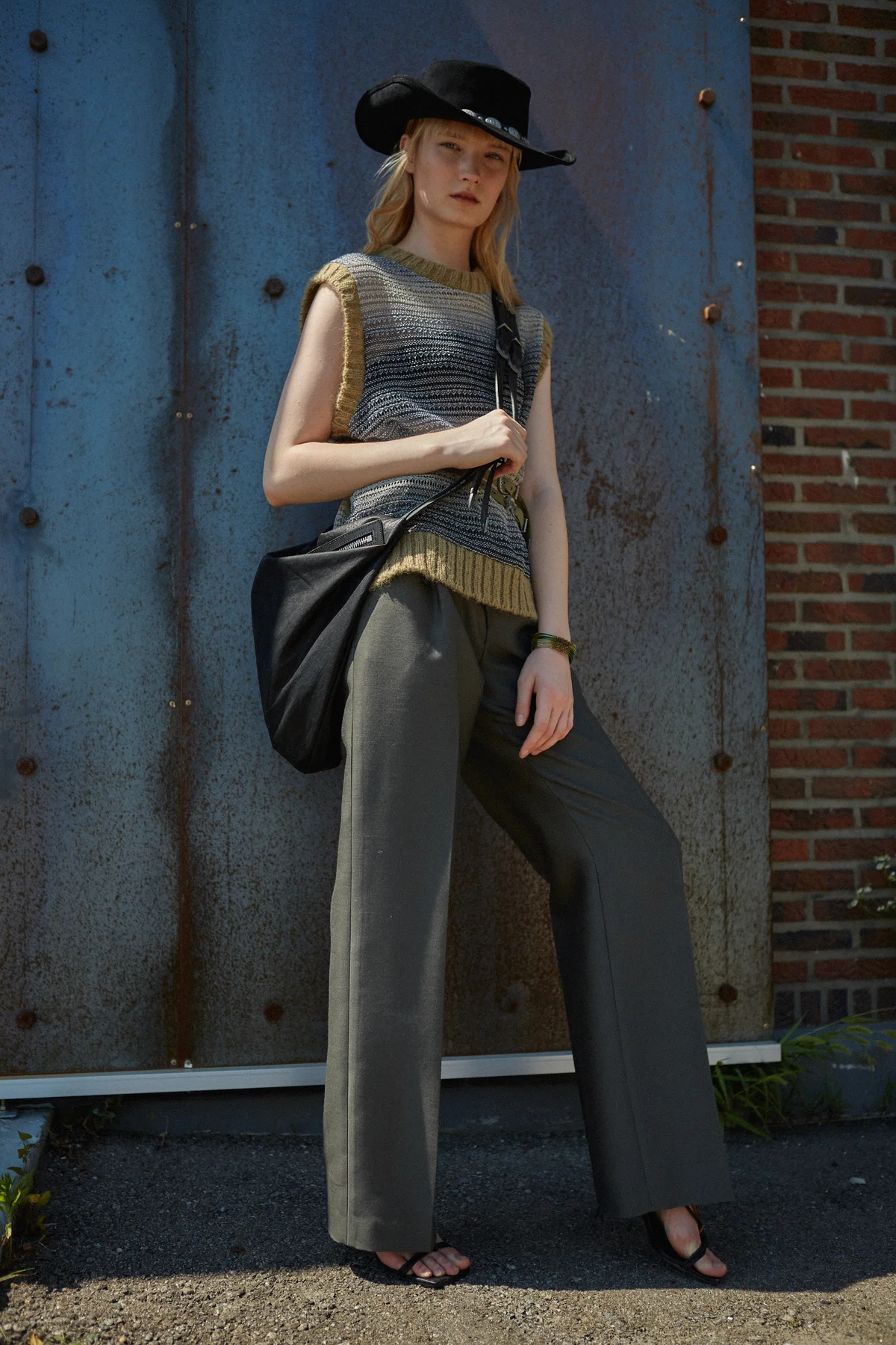 RESORT 21 23