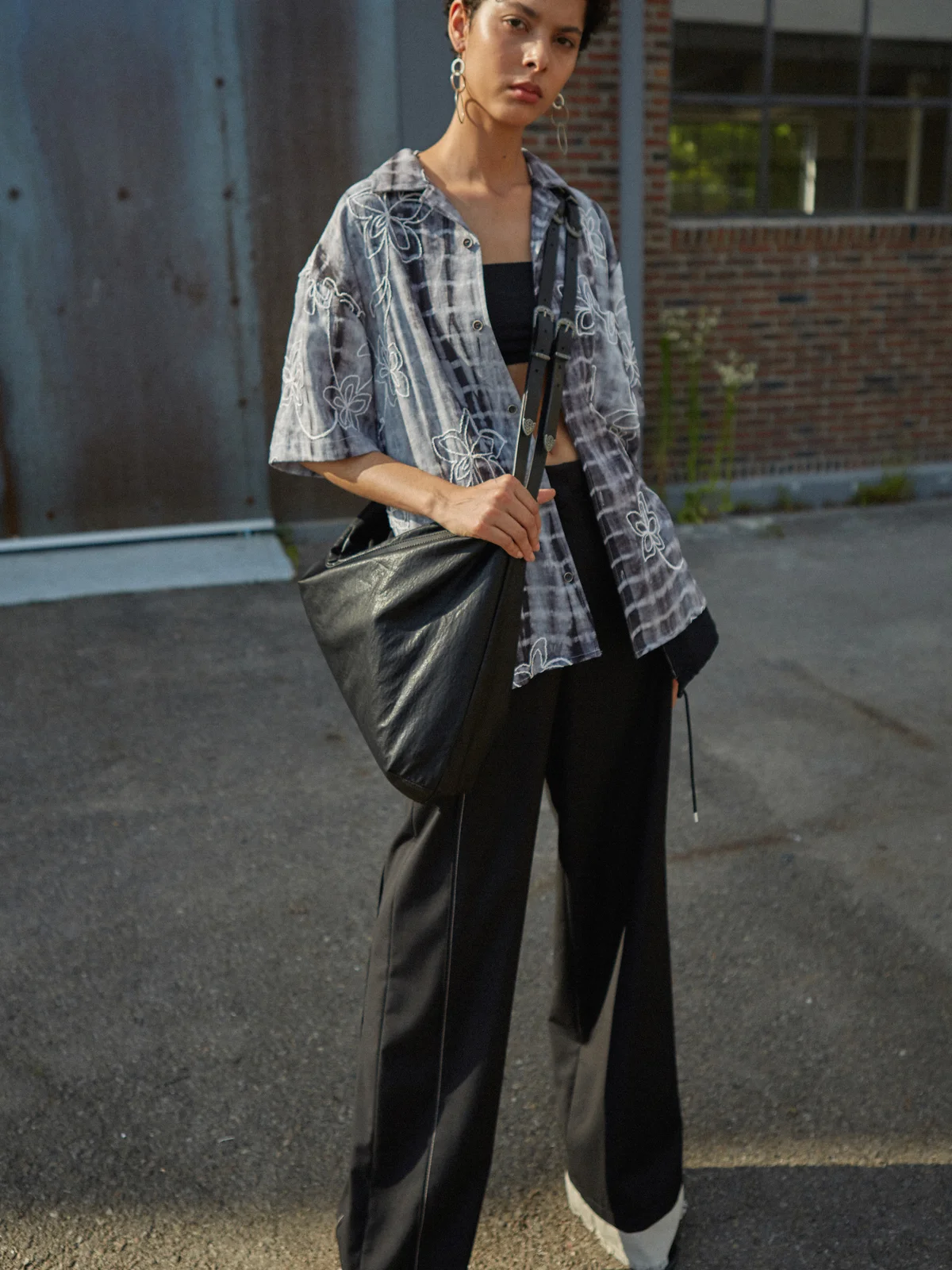 RESORT 21 33