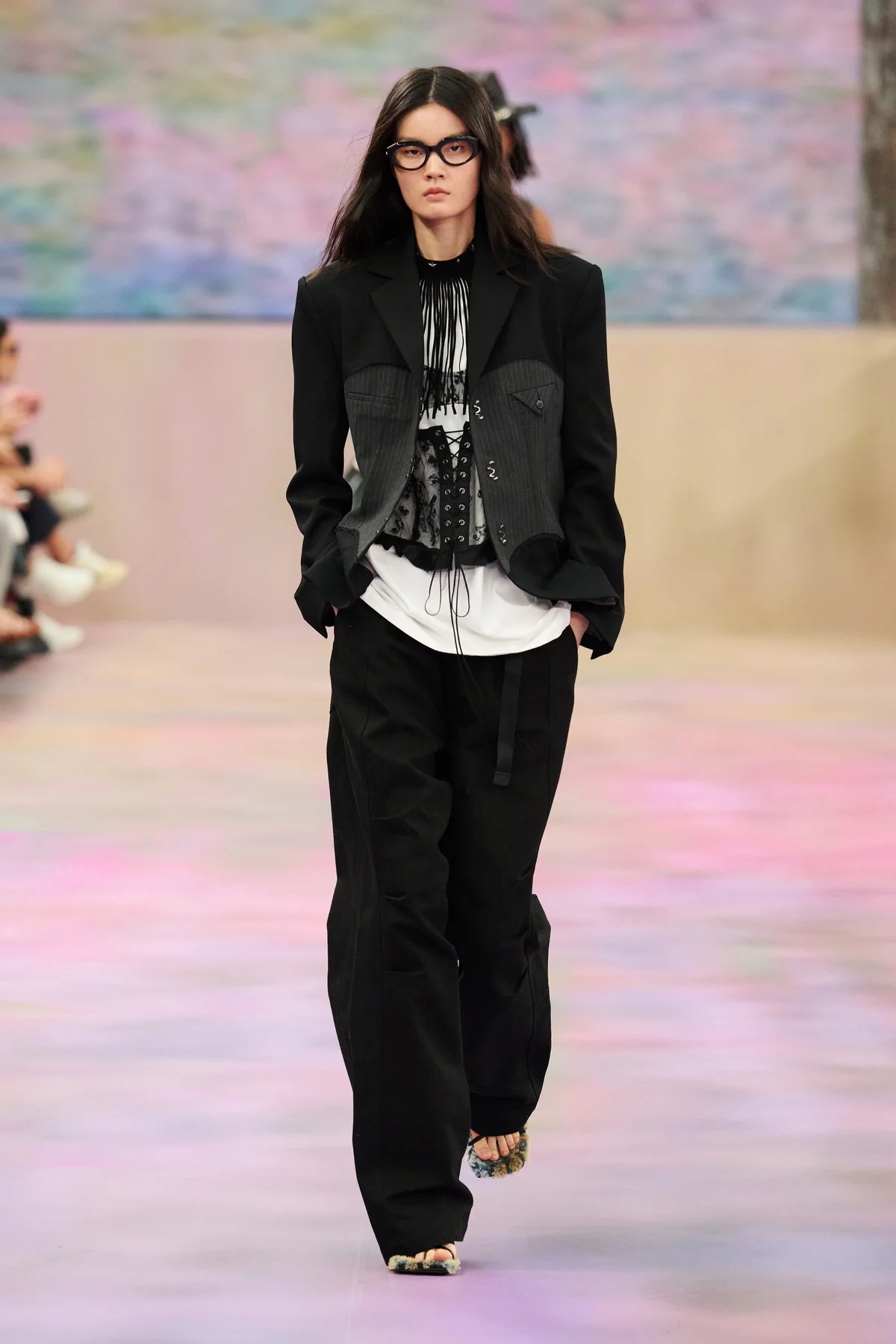 S/S 25  42