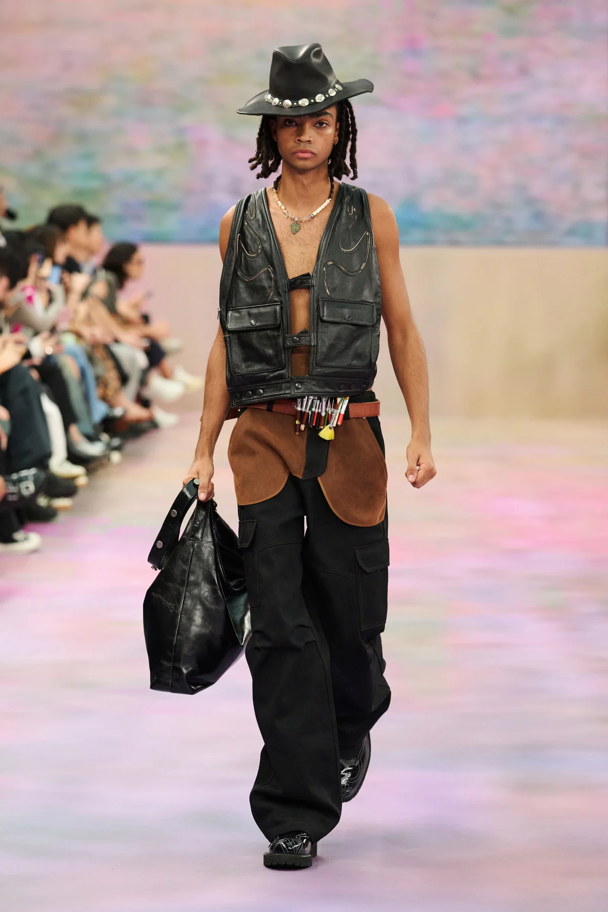 S/S 25  43