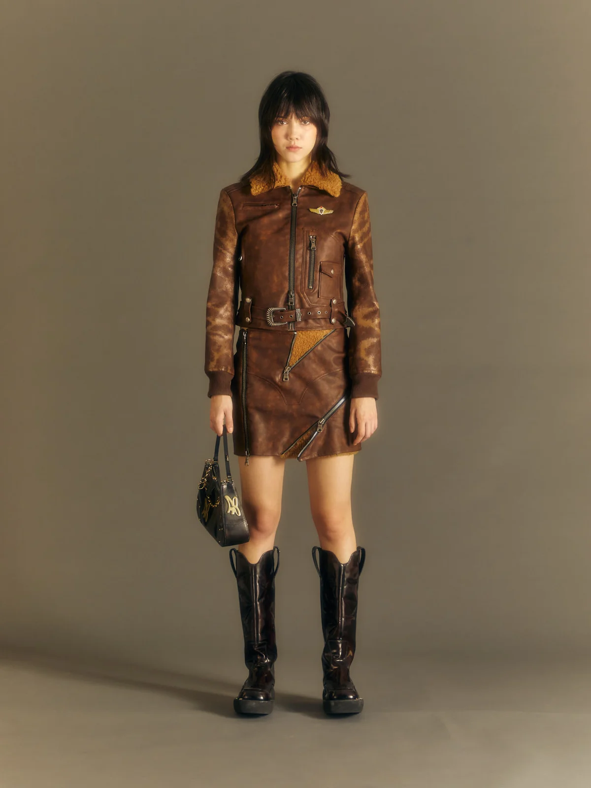 F/W WOMEN 23 55