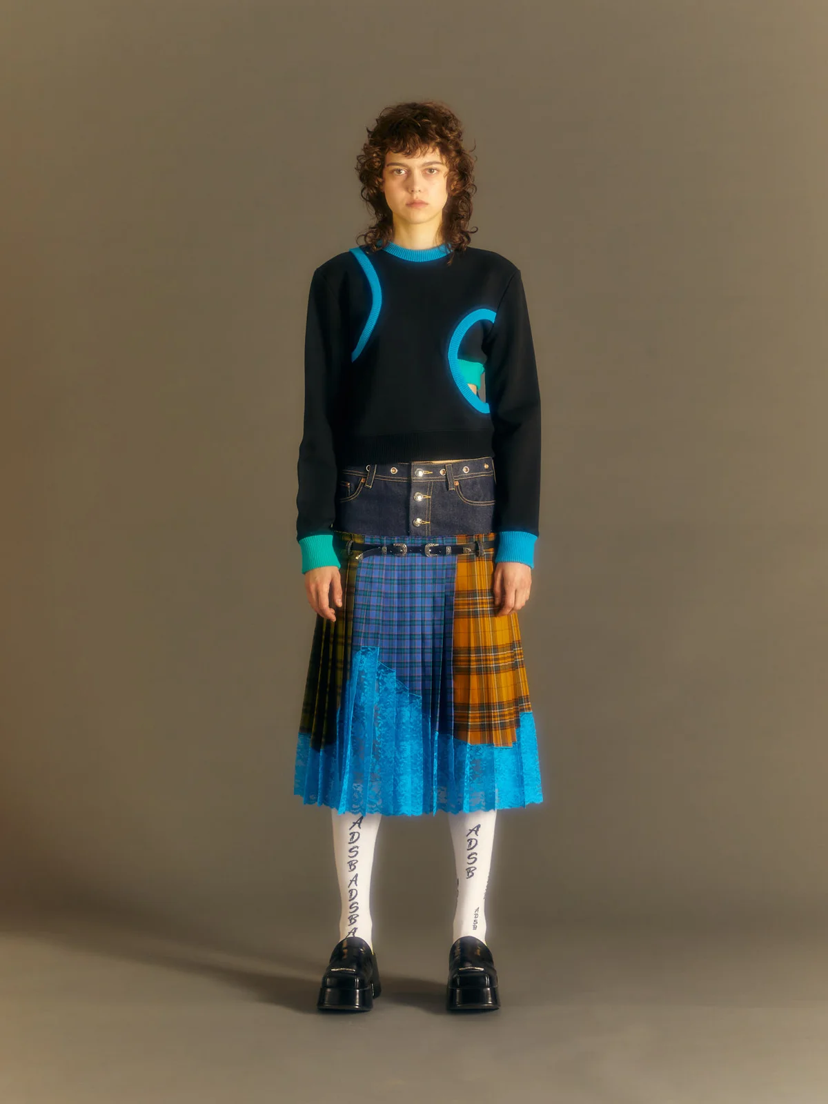 F/W WOMEN 23 58