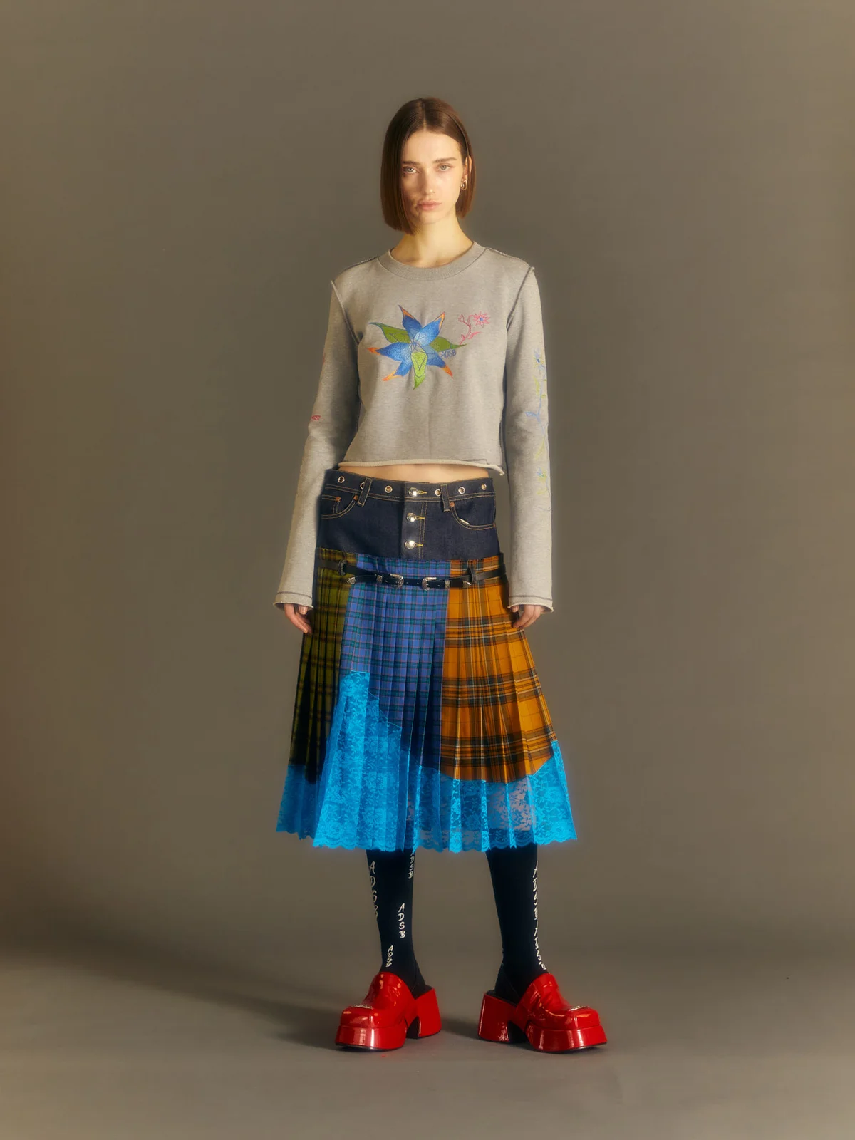 F/W WOMEN 23 63