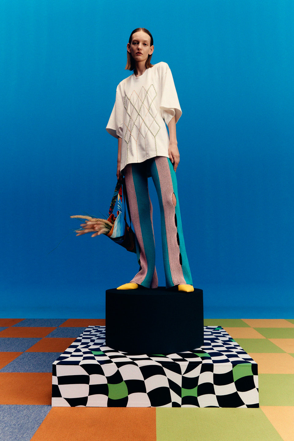 RESORT 22 9