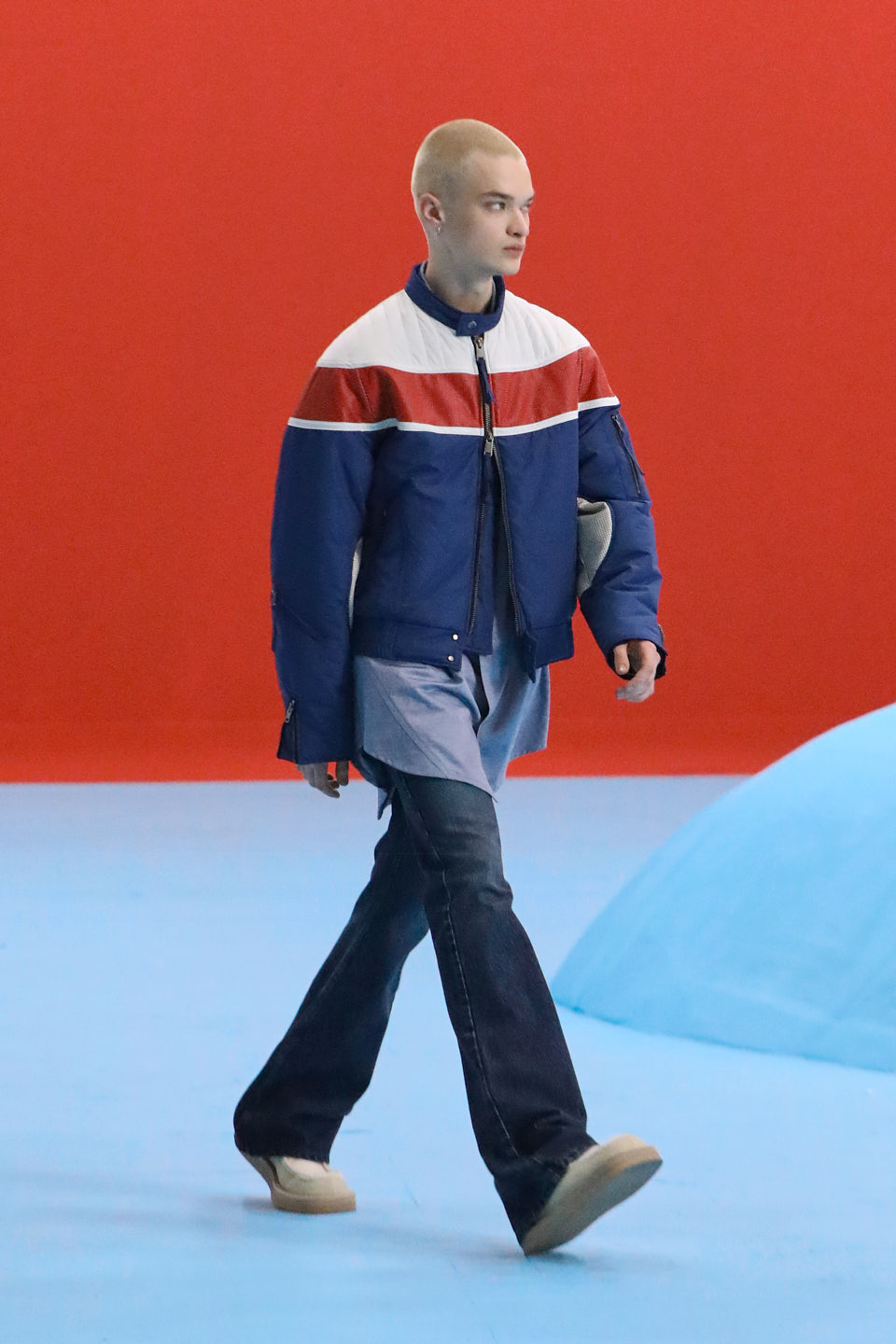 F/W RTW 22 53